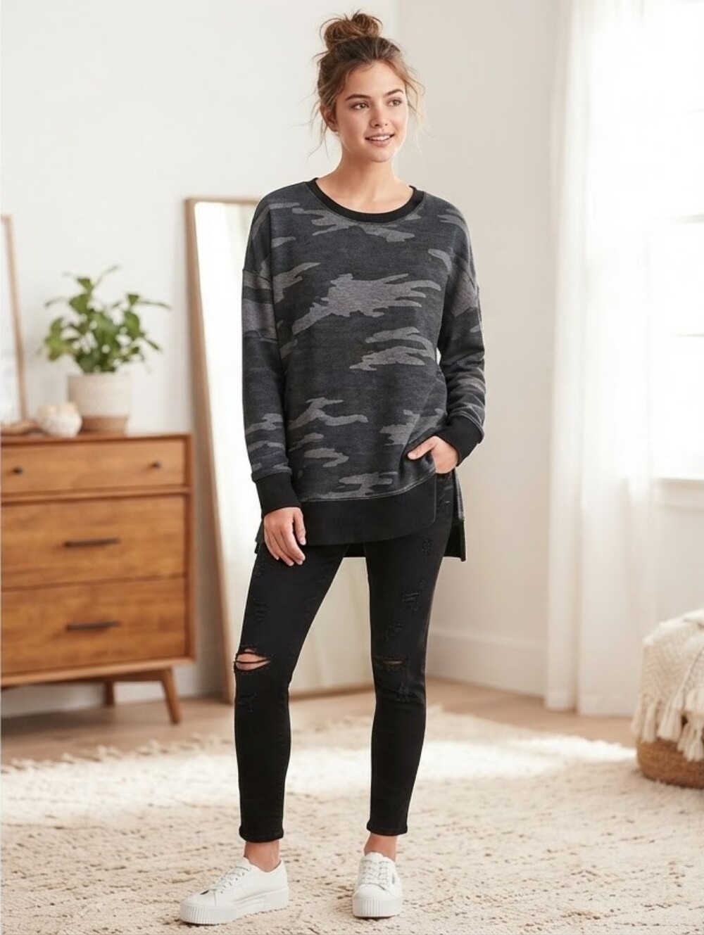 Old Navy Grey Camo Vintage Boyfriend Tunic Sweatshirt - Women's Size L NWOT
